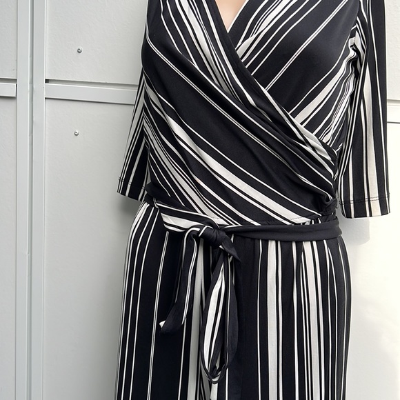 Emma and Michele White Striped Wrap Jumpsuit size medium and might fit 12 large - Picture 5 of 5